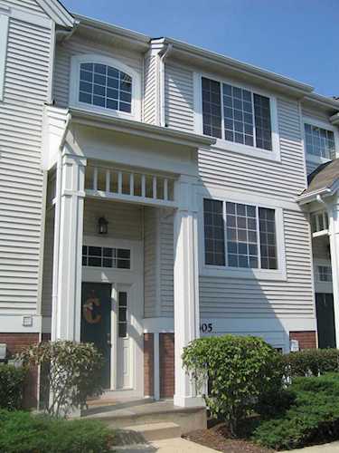 2405 Oakfield Dr Aurora, IL 60503