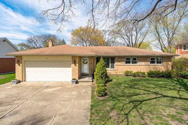 444 Pinecroft Dr Roselle, IL 60172 | MLS 11057624 Photo 1
