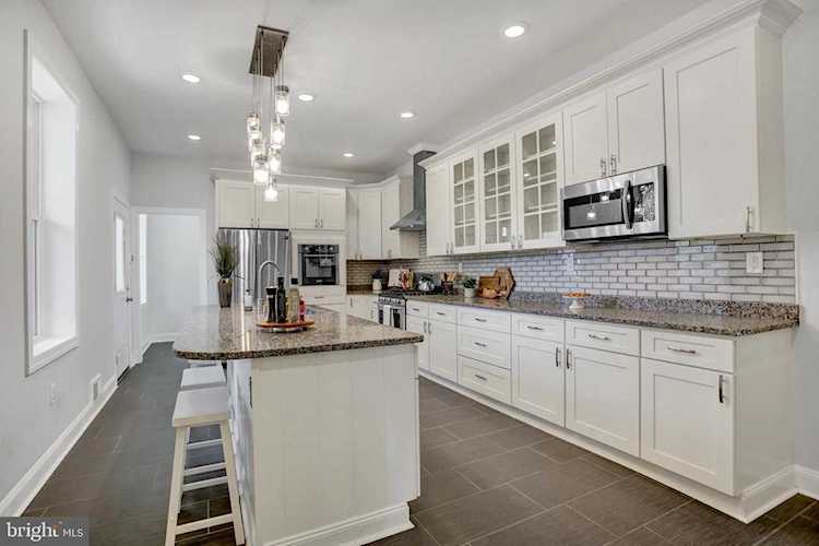 138 Pearl St Lancaster, PA 17603