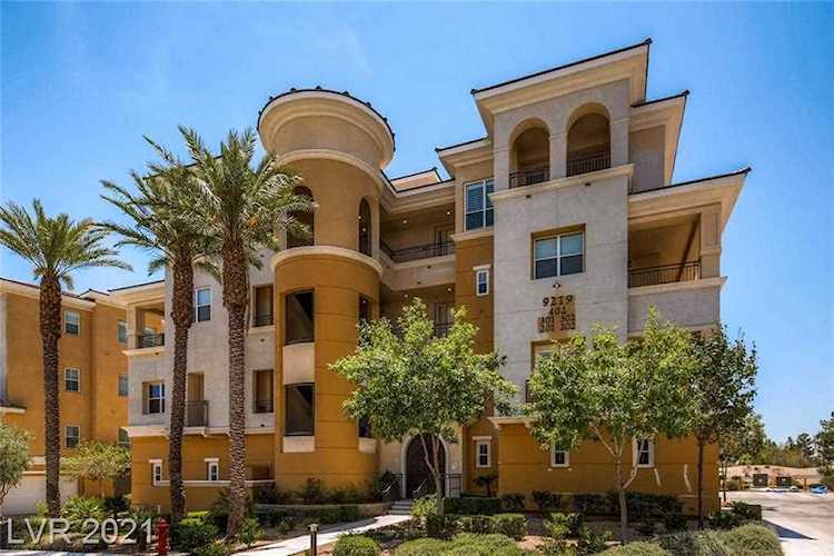 9219 Tesoras Dr #402 Las Vegas, NV 89144