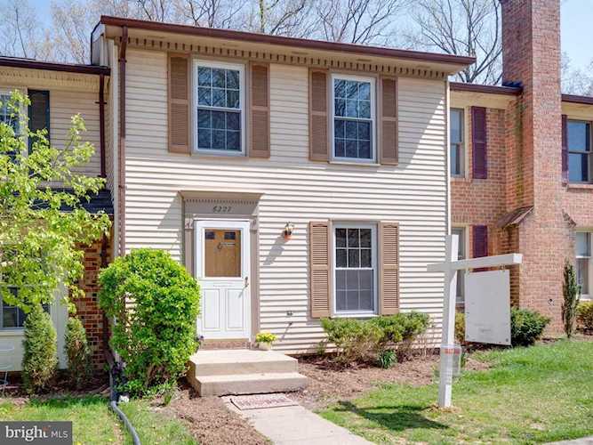 6227 Rathlin Dr Springfield, VA 22152