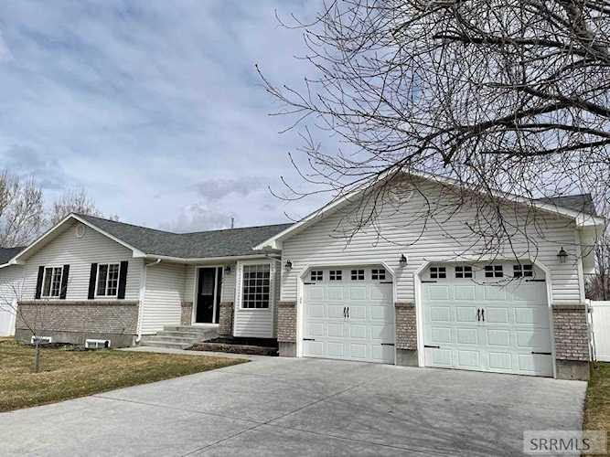 152 K Street Rexburg, ID 83440