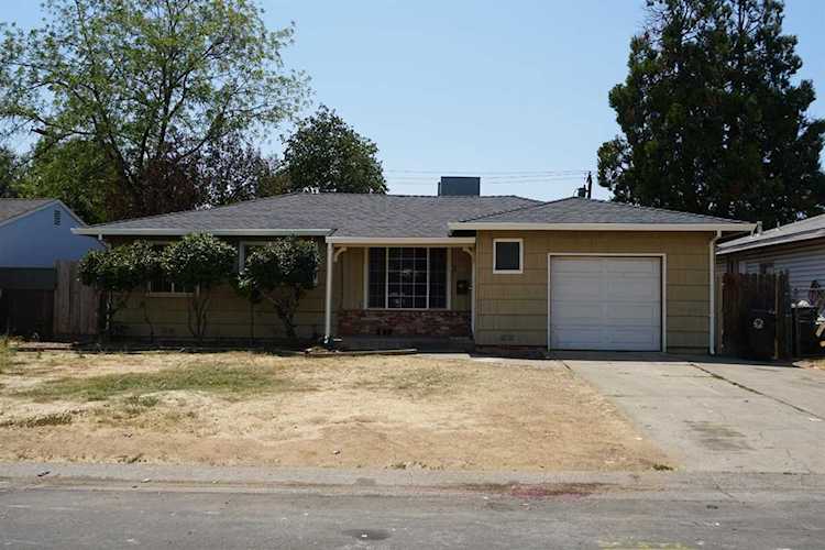 2700 Ribier Way Rancho Cordova, CA 95670