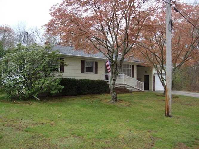 111 Seneca St Cumberland, RI 02864