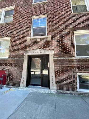 3353 W Sunnyside Ave #3 Chicago, IL 60625