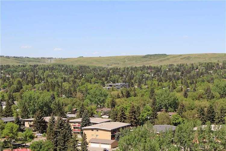 3830 Brentwood Rd NW #1208 Calgary, AB T2L 1K8