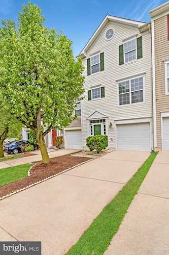 9203 Acer Ln Manassas, VA 20110