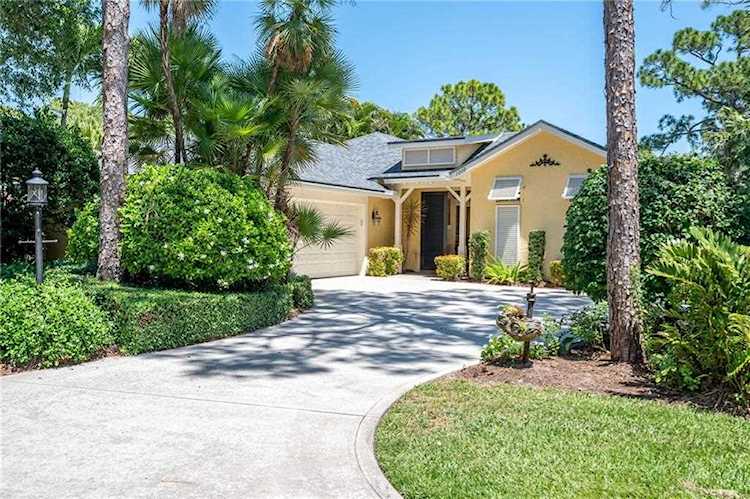 1000 SW Carolina Circle Vero Beach, FL 32962