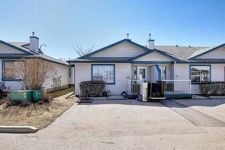 33 Stonegate Dr NW #22 Airdrie, AB T4B 2V9