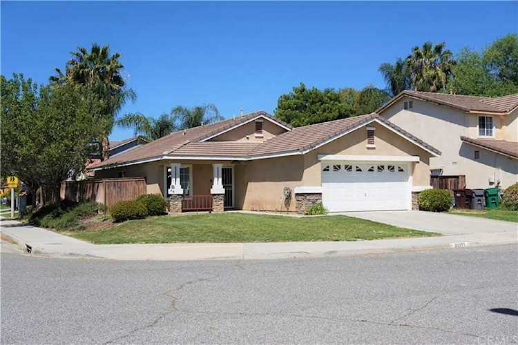 30277 Twain Dr Menifee, CA 92584