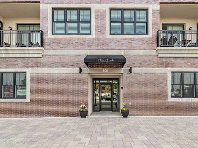 105 S Cottage Hill Ave #401 Elmhurst, IL 60126