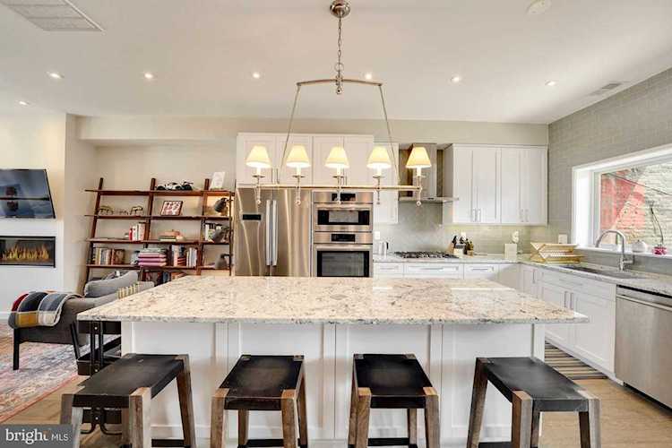 1107 I St NE #2 Washington, DC 20002