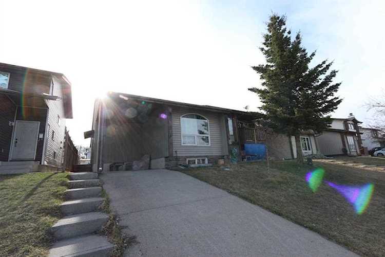 4341 58 St NE Calgary, AB T1Y 4G2
