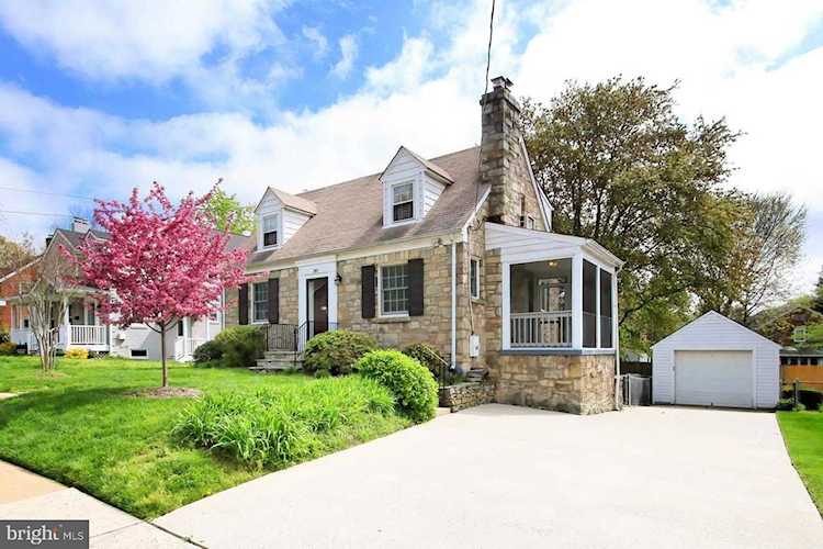 201 Abingdon St For Sale in Arlington Photo 1
