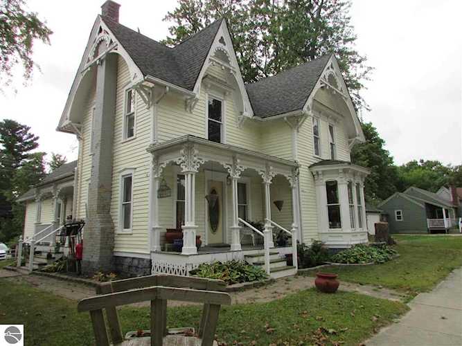 109 W Main Street Edmore, MI 48829 | MLS 1883297 Photo 1