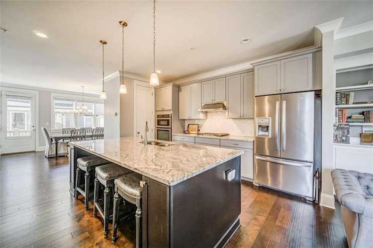 137 Inwood Walk Woodstock, GA 30188