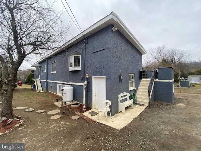 7 Lemon ALLEY Coatesville, PA 19320