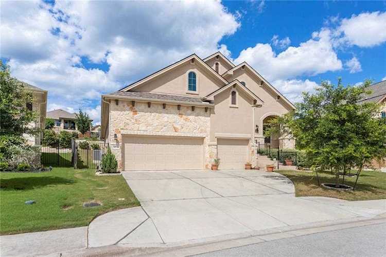 4025 Vinalopo DR Bee Cave, TX 78738