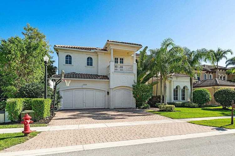 17629 Circle Pond Court Boca Raton, FL 33496