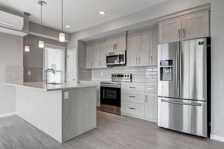 19489 Main St SE #2202 Calgary, AB T3M 3J3