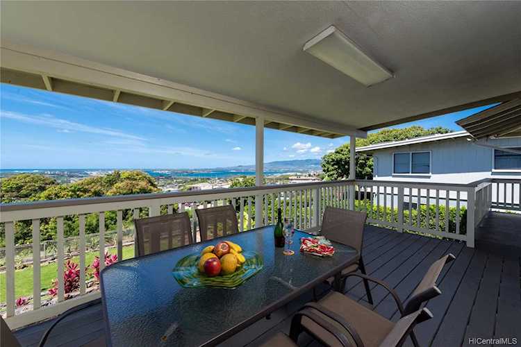99-1053 Lalawai Drive Aiea, HI 96701