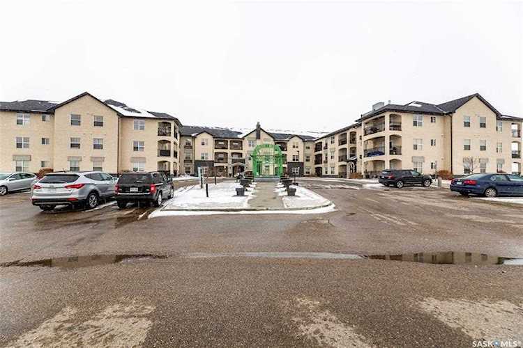 1640 Dakota Dr Regina, SK S4Z 0A4