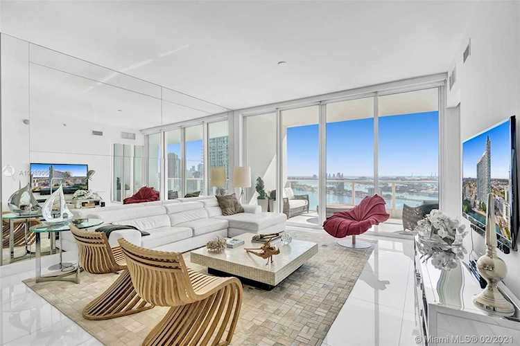 2020 N Bayshore Dr #3103 Miami, FL 33137
