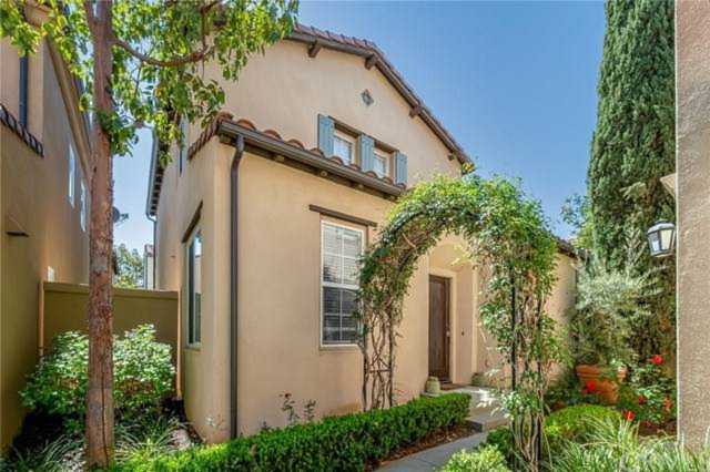 94 Chantilly Irvine, CA 92620