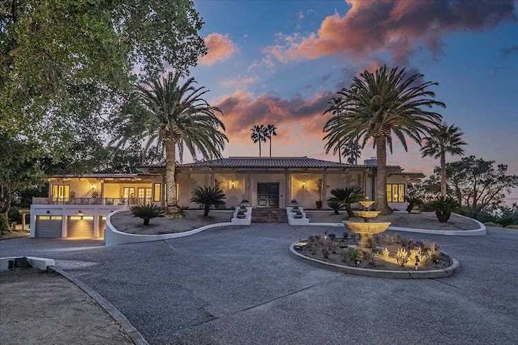 15400 Suview Dr Los Gatos, CA 95032