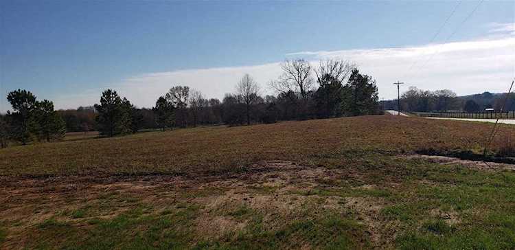 414 Daisy Cutter Lane Campobello, SC 29322