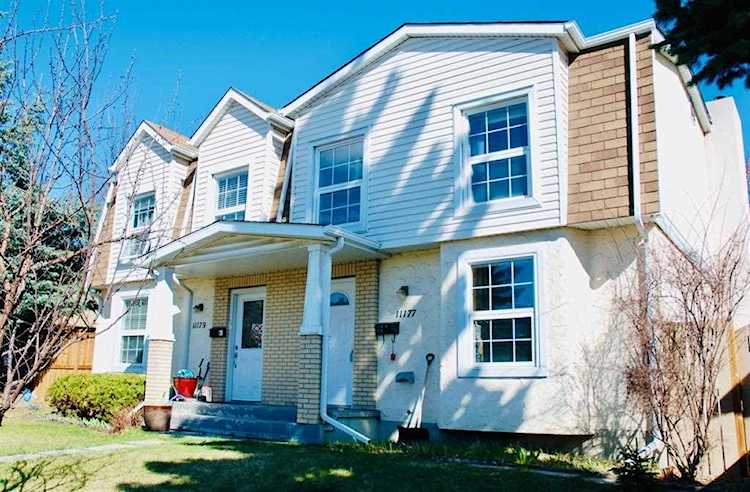 11177 Sacramento Dr SW Calgary, AB T2W 0J6