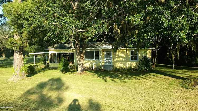 7145 State Rd 207 Elkton, FL 32033