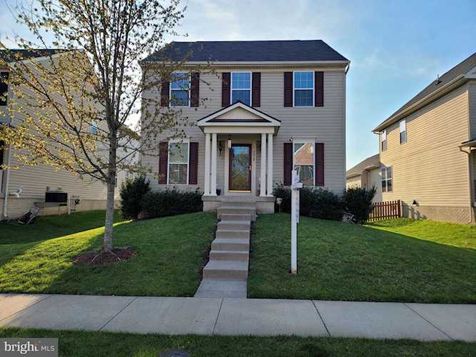 43023 Tippman Place Chantilly, VA 20152