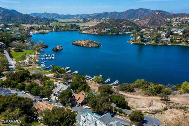 433 Upper Lake Rd Lake Sherwood, CA 91361