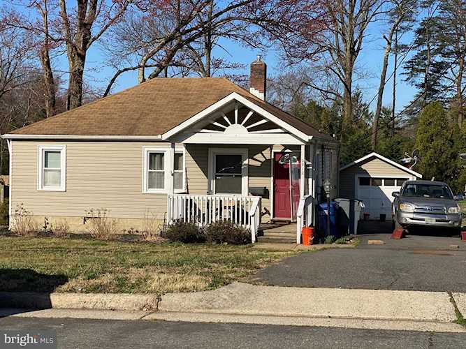 2912 Fairmont St Falls Church, VA 22042