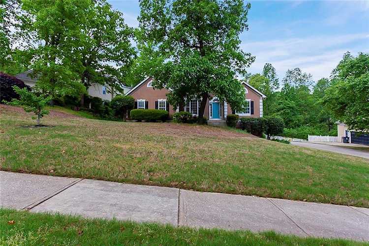 108 Holly Ridge Rd Stockbridge, GA 30281