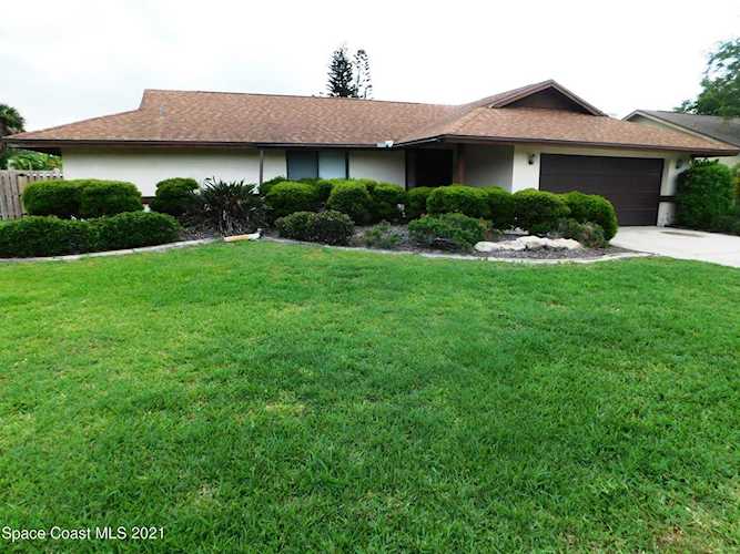 3172 Winnipeg Court Melbourne, FL 32935