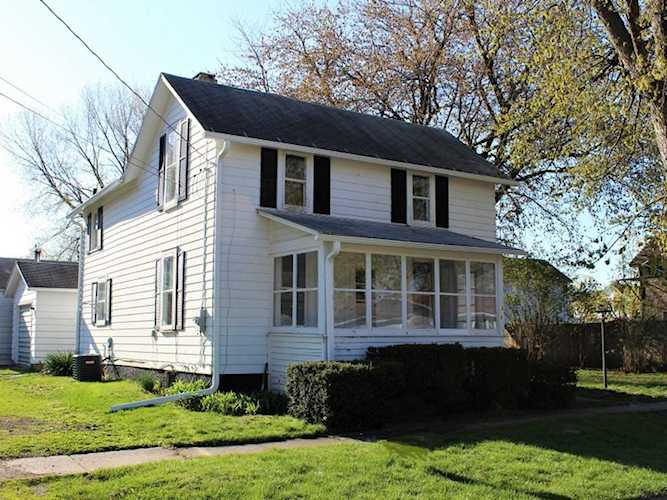 308 S Grape St Morrison, IL 61270