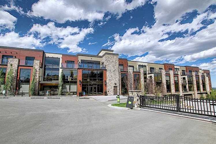 15 Cougar Ridge Landing SW #205 Calgary, AB T3H 6C3