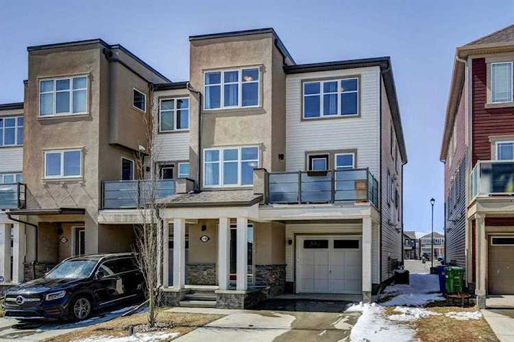 119 Windford Gardens SW Airdrie, AB T4B 4G4