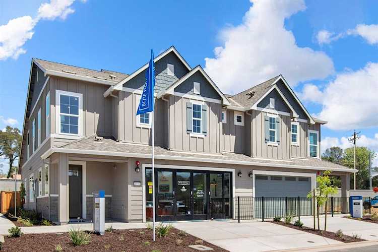 9013 Cairn Street Granite Bay, CA 95746