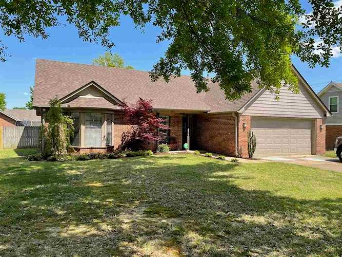 396 Rose Trellis Dr Collierville, TN 38017
