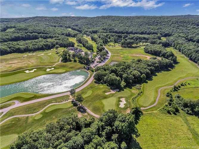 601 Fox Hopyard Road East Haddam, CT 06423