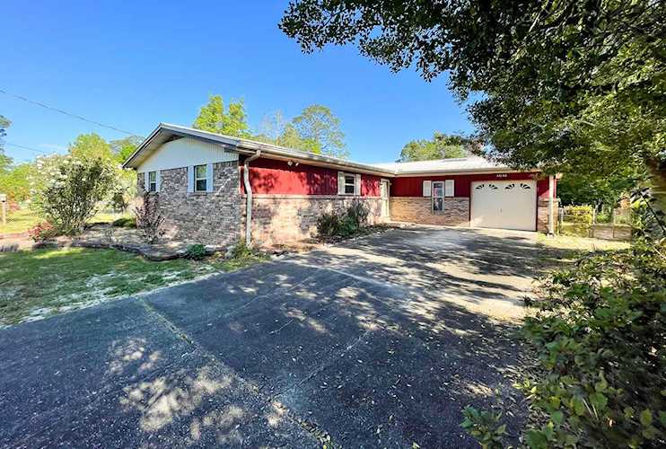 1016 Valparaiso Boulevard Niceville, FL 32578