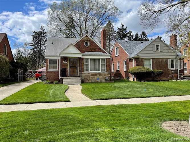 14905 Westwood St Detroit, MI 48223 | MLS 2210027975 Photo 1