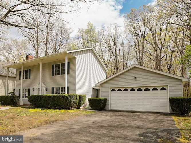 135 Fair Lawn Ct Stephens City, VA 22655