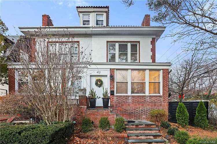 401 W 261st Street Bronx, NY 10471