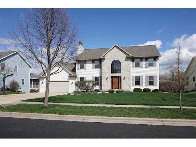 1001 Virgin Lake Dr Stoughton, WI 53589