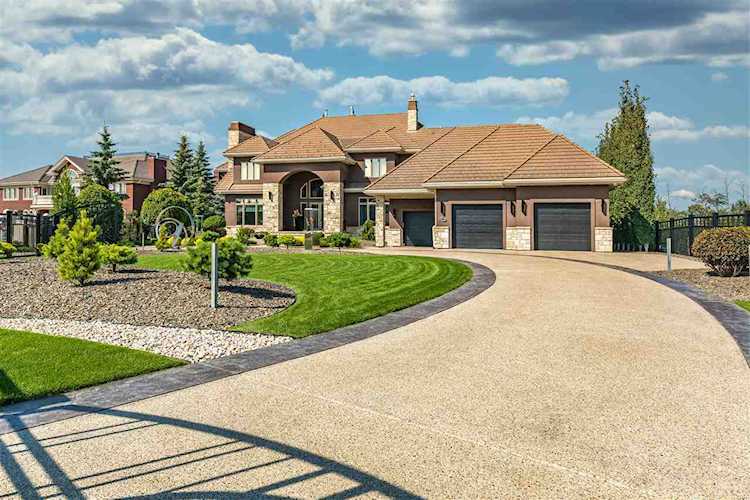 16 Windermere Drive Edmonton, AB T6W 0S2