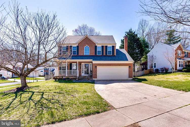 2700 Meadowland Ct Olney, MD 20832